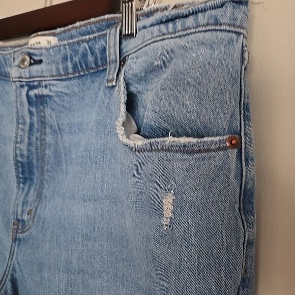 ABERCROMBIE & FITCH Ultra High Rise 90s Straight Jean Wide Leg Sz 34 distressed - Picture 5 of 13